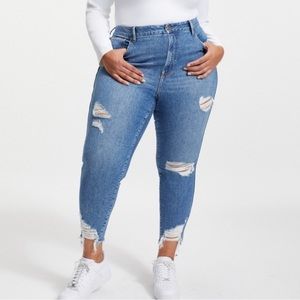 Good American Good Curve Skinny Crop Jeans 22
